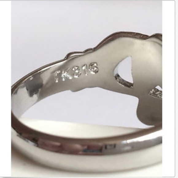 Silver Stainless Steel Claddagh Ring Celtic Irish Size 5 6 7 8 10 - Picture 5 of 8